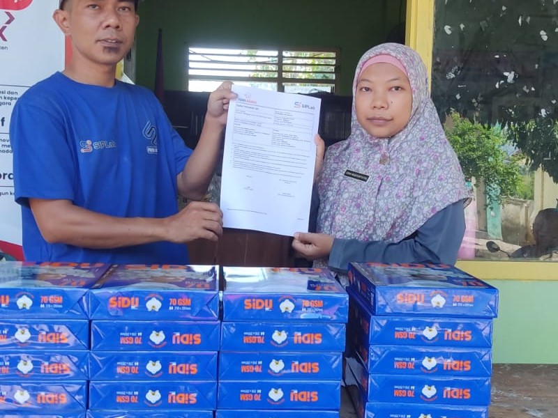 Serah Terima Pembelian Barang BOS Bulan Juni
